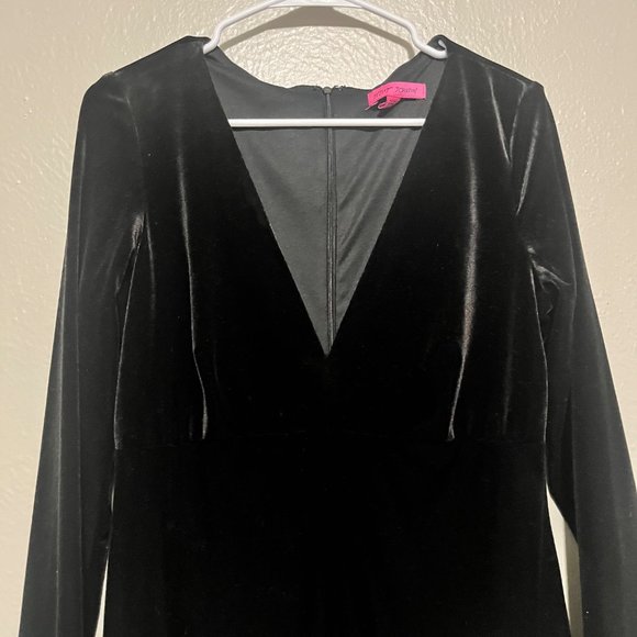 Betsy Johnson Long Sleeve Black Velvet Maxie Dress‎ Size 12 - Picture 3 of 5